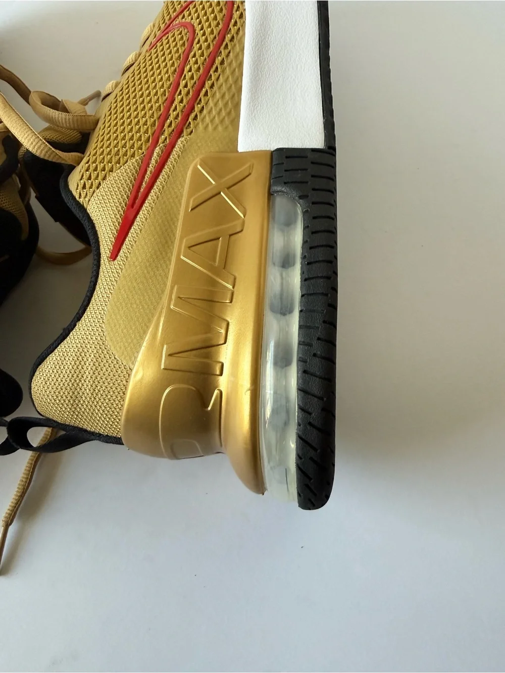 Nike Air Max Alpha Trainer 6  FQ1833-700 Men’s  15 FLT Gold  /iniversity Red New